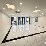 Building 7 tầng thang máy mới koong phố nguyễn văn huyên cầu giấy: 82m2*mt 6.8m chỉ 3x tỷ