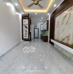 Nhà mới ở luôn phố tân mai, gần ô tô, nhà rộng thoáng sáng,diện tích35m x 5 tầng chủ chào 6 tỷ (có tl)