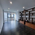 Cho thuê nhà văn phòng 300m2 dtsd đường nguyễn văn thương, phường 25, bình thạnh.