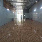 Cần thuê kho xưởng nhà bèdiện tích400m2 chuẩn vệ sinh an toàn thực phẩm