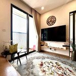 Bán căn hoa hậu 2 pn 2 wc 68 m2, đông nam, chung cư sky oasis ecopark