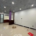 Cho thuê lô góc ở yên hòa 60m2 có vỉa hè rộng làm cafe và nhà hàng