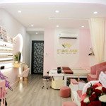 Sang nhượng tiệm nail spa giá rẻ đường cao thắng quận 3 ngay khu kinh doanh