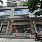 Cho thuê shophouse hoàn thiện cơ bản - trục đường sầm uất - giá tốt