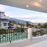 Cho thuê villa sân vườn ocean view 5 phòng ngủ giá 40 triệu/ tháng