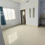 Studio dương bá trạc - rộng 30m2 - cửa sổ to thoáng mát