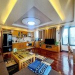 Tòa nhà apartment 13 tầng siêu đẹp vip - view hồ tây lộng gió và trang thiết bị nội thất xịn xò