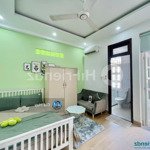 Studio ban công - full nội thất - ngay ngã tư hàng xanh và các trường đại học lớn quận bình thạnh