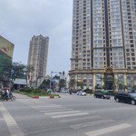 Bán tòa vp mp võ chí công 240m2 x 9t có hầm. khai thác dòng tiền cao. giá 83 tỷ