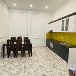 Cho thuê nhà khu phân lô phố ông ích khiêm.50m2 x 3t, có 4 phòng ngủ, đồ cơ bản.16tr/th