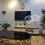 Cho thuê gấp căn hộ 2pn 75m2 full đồ đẹp giá 15 triệu tại times city