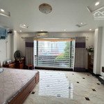 Bán nhà 52 m2 phố thượng thanh đức giang ô tô thông