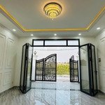 Chủ nhà đang kẹt tiền nên cần bán gấp căn nhà với diện tích 112m2