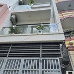 4x16m, 4l, hđ thuê 80tr, mặt tiền kinh doanh 16m hoa phượng, gần tt thể thao rạch miễu, giá 26 tỷ