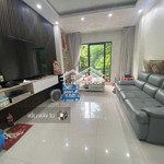 Cần bán gấp nhà phố hàm nghi, nam từ liêm 68m2 giá 16 tỷ view công viên cực thoáng ở sướng