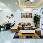 B. án nhà yên hoà nhà đẹp full nội thất 42m2 ,4tầng .mt 5 m, nhỉnh 8 tỷ .lh 0363792097