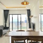 Bán căn 90m2 - full nt tầng cao siêu đẹp ( giá tốt nhất và cam kết giá thật )