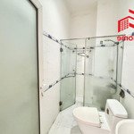 Trống sẵn studio cửa sổ lớn - full nội thất - thạnh mỹ lợi q2