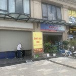 Chính chủ bán shophouse ha16 -sp 37 vinhomes gia lâm giá tốt nhất