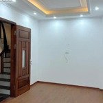 Bán nhà cuối trịnh văn bô, 5 tầng, 37m2, ô tô vào nhà, kinh doanh nhỏ, ngõ thông, nhỉnh 5 tỷ