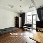 Studio cao cấp ban công , thang máy , full nội thất