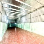 Cho thuê nhà làm kho xưởng thạch bàn có gác lửng 90m2-7tr giao thông thuận tiện