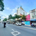 Cho thuê mặt bằng 900m2 vị trí đẹp mặt tiền trần hưng đạo, ninh kiều, cần thơ