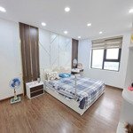 Ch: eco lake view 85m2 3 phòng ngủ 2 vệ sinh- bc: đông - tầng trung view thoáng - full nội thất - 5tỷ1 có tl