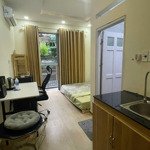 Studio trung tâm quận 1 , ban công , full nội thất