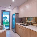 Bạn muốn view đẹp tầm nhìn thoáng mát nhưng không bị ảnh hưởng bởi tia cực tím