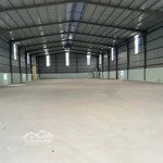 Cho thuê 2100m2 xưởng tân uyên gía : 85 triệu/tháng pccc , sx đa nghành nghề