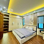 Chính chủ bán nhà tập thể bách khoa, hai bà trưng, 90m2, 3 ngủ, 2 thoáng, ô tô đỗ cửa