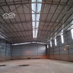 Cho thuê kho xưởng 1000m2; 1800m2 xa lộ hà nội , thành phố thủ đức