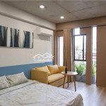 Cho thuê căn hộ studio tone xanh lá, bancol cây cỏ cực chill ngay pearl plaza