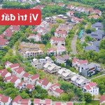 Em thiếu vốn làm ăn nên bán đất mặt đường bãi dài ,đi 300m là đại lộ thăng long, giáp xanh villa.