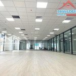 Cho thuê văn phòng tầng 2 khu thành phố giao lưu diện tích 130m2 đầy đủ đồ cơ bản