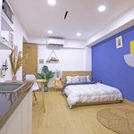 Studio full nội thất thang máy hầm xe đối diện nhà thi đấu phú thọ cửa sổ thoáng mát