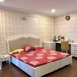 Chính chủ bán nhà trần hưng đạo, cạnh cung hữu nghị dt 90m2 thang máy sau thoáng đường ô tô tránh