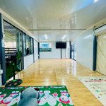 Studio full nội thất - sân vườn riêng - 30m2 - ban công riêng - nằm giữa đh ntt và cvpm