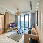 Gấp bán căn hộ landmark 81 tầng cao căn góc - 75m2- full nội thất chỉ 17tỷ5