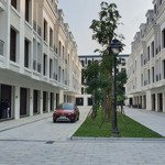 Chính chủ bán lk khu đông dương dự án hinode royal park, diện tích 100m2 giá bán 14,3tỷ. liên hệ: 0966761190