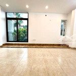 Bán nhà ngọc hà ô chờ thang máy 30m ra hồ - vài bước ra ô tô tránh - 47m2