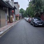 Ngõ thông ô tô đỗ cửa, sát vách goldmark city, sổ vuông a4 siêu đẹp.