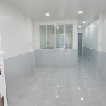 Bán nhà vị trí đẹp trung tâm quận 3, hẻm 4.5 m, ngay kế bên phố đi bộ, chợ, trường học