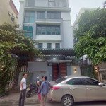 Cho thuê biệt thự đường nguyễn xiển, hà đình, thanh xuân, hn. dt 174m2, 5t có thang máy. giá 65tr