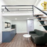 Chính chủ cho thuê duplex 30m2 full nội thất, gác cao 2m, có thang máy, ngay cv hoàng văn thụ