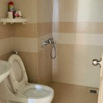 Bán căn hộ 61m2 (2pn-2wc) tại chung cư tô ký quận 12, đã có sổ, để lại toàn bộ nội thất.