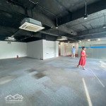 Cần cho thuê nguyên sàn 573m2/tầng tại mt đường thành thái, đã hoàn thiện cơ bản & fitout phòng sẵn