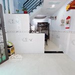 Bán nhà tôn thất thuyết quận 4 - 32m2 - 2 tỷ nhỉnh - 3 tầng - hẻm 4m thông - tiện kinh doanh