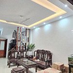 Văn tiến dũng , 5 tầng ,mặt tiền4,6m , khu vực vip bắc từ liêm , chào 4,95 .